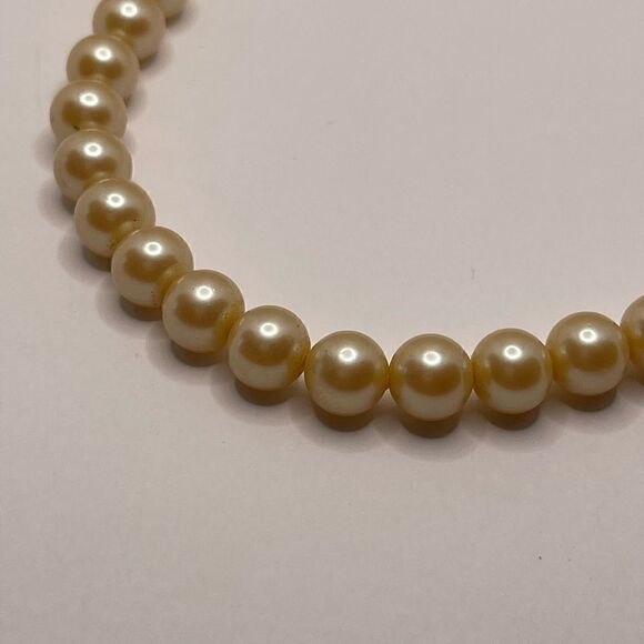 Vintage glass pearls champagne color - Picture 6 of 10